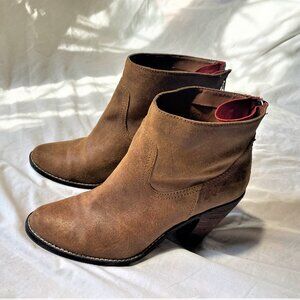 DV by Dolce Vita Womens size 7.5 Brown Suede Zipper ankle hi heel shoes